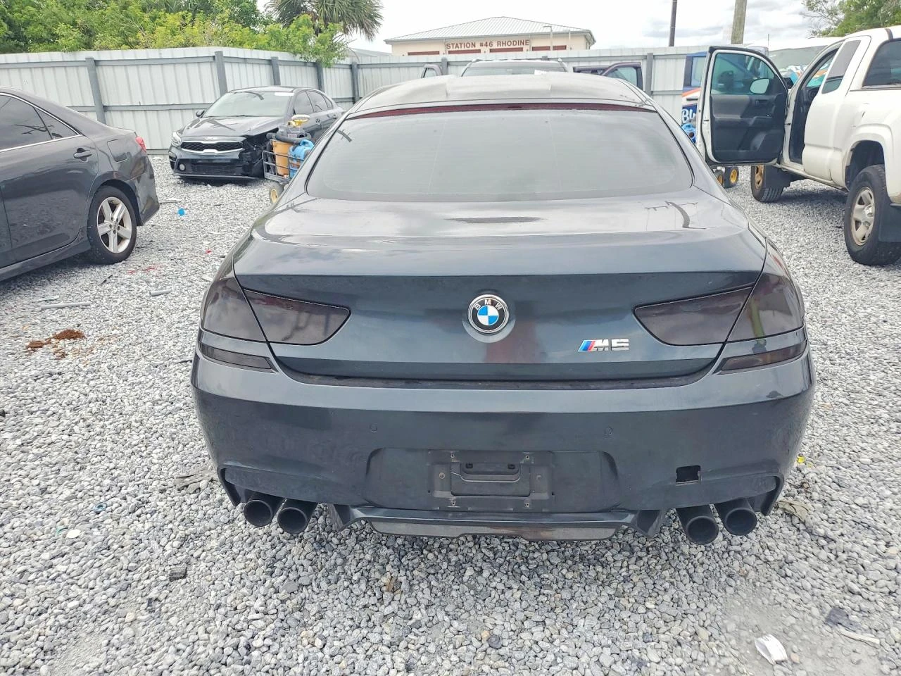 BMW M6 GRAND COUPE* BANG&OLUFSEN* LCI* SOFTCLOSE* ОБДУХ* , снимка 5 - Автомобили и джипове - 55503534