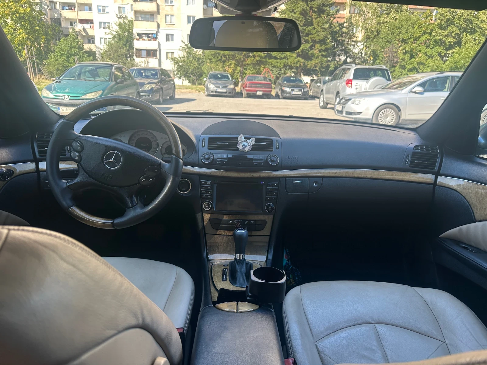 Mercedes-Benz E 280, снимка 14 - Автомобили и джипове - 55645138