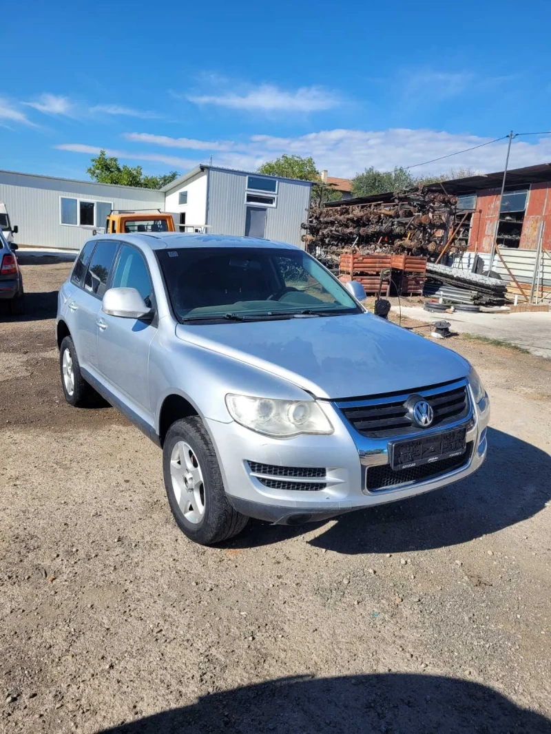 VW Touareg 2.5tdi/на части , снимка 1 - Автомобили и джипове - 47448650