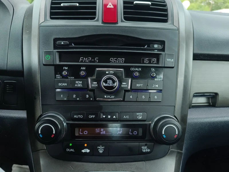Honda Cr-v Автоматик FACELIFT, снимка 9 - Автомобили и джипове - 51612588