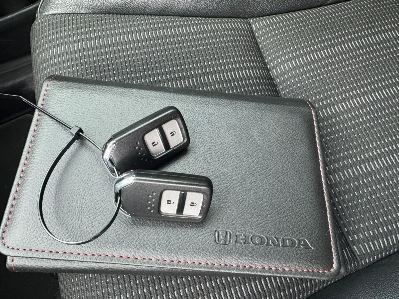 Honda Hr-v, снимка 11 - Автомобили и джипове - 52938888