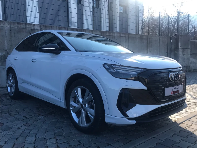 Audi Q4 E-tron 40/Sportback/Quattro/HeadUp/NAVI/TV/Full ., снимка 4 - Автомобили и джипове - 53406975