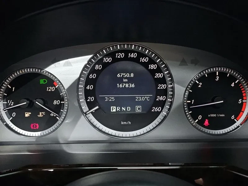 Mercedes-Benz GLK 220d CDI - изображение 8