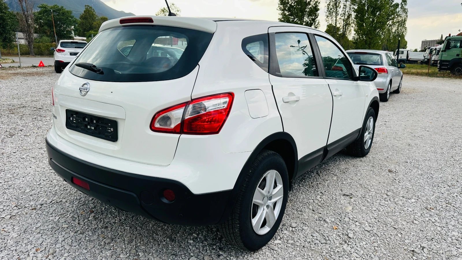 Nissan Qashqai 1.6i евро 5 газов инж -Италия - изображение 4