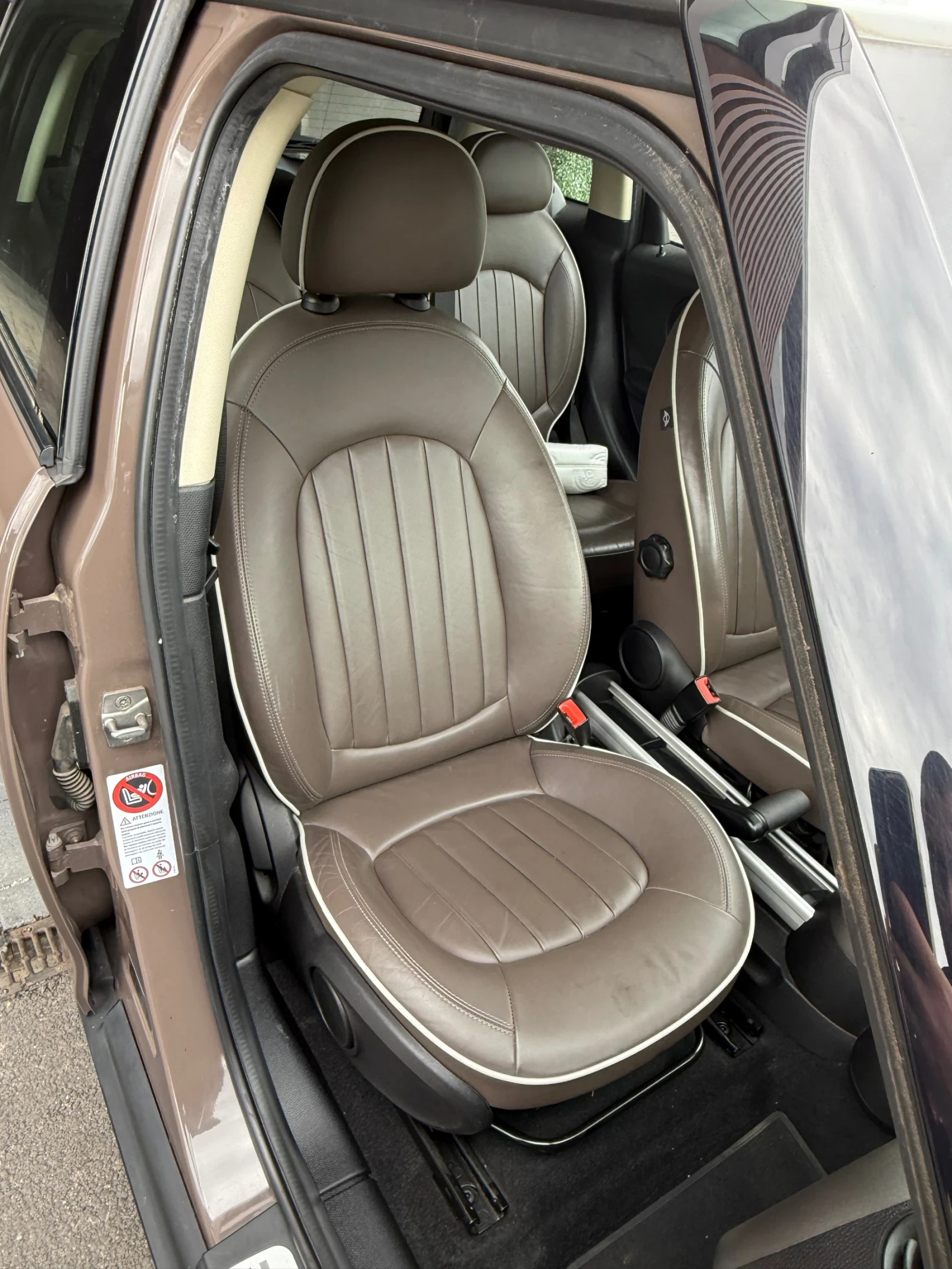 Mini Countryman 1.6D ALL4 - изображение 10