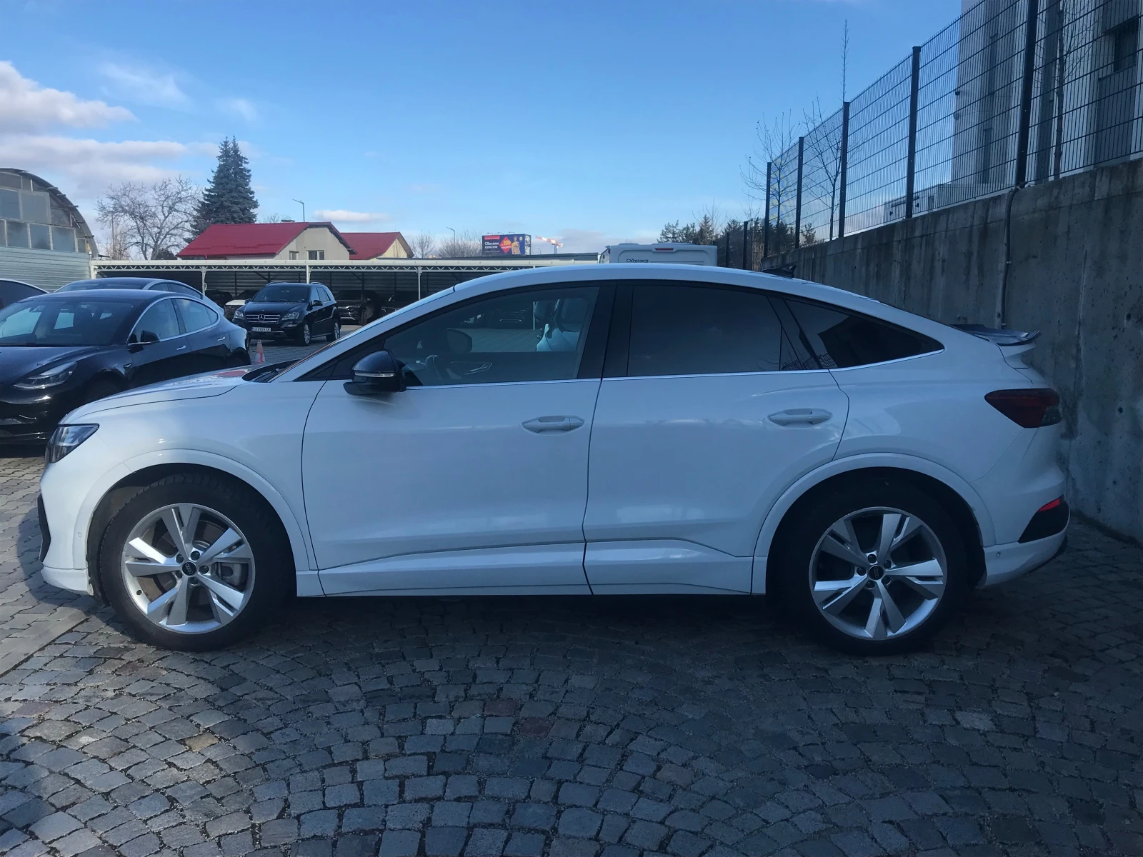 Audi Q4 E-tron 40/Sportback/Quattro/HeadUp/NAVI/TV/Full . - изображение 5