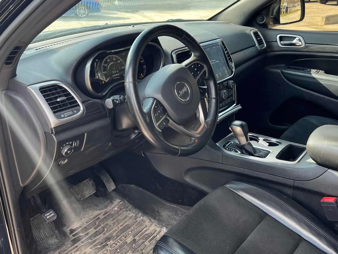 Jeep Grand cherokee * Altitude * ПОДГРЕВ* KEYLESS* , снимка 5 - Автомобили и джипове - 54211343