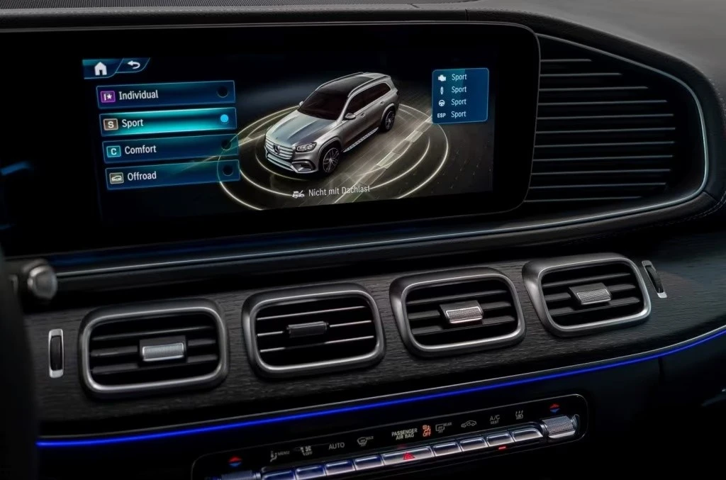 Mercedes-Benz GLS580 4-MATIC AMG AIRMATIC BURMESTER PANORAMA HEAD-UP, снимка 15 - Автомобили и джипове - 54402025
