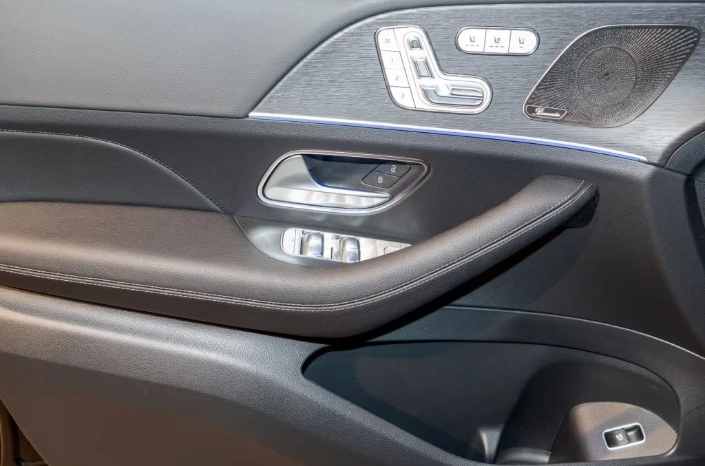 Mercedes-Benz GLS580 4-MATIC AMG AIRMATIC BURMESTER PANORAMA HEAD-UP, снимка 14 - Автомобили и джипове - 54402025
