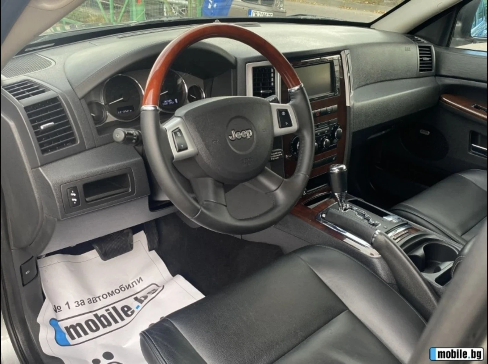 Jeep Grand cherokee Overland , снимка 10 - Автомобили и джипове - 56185202