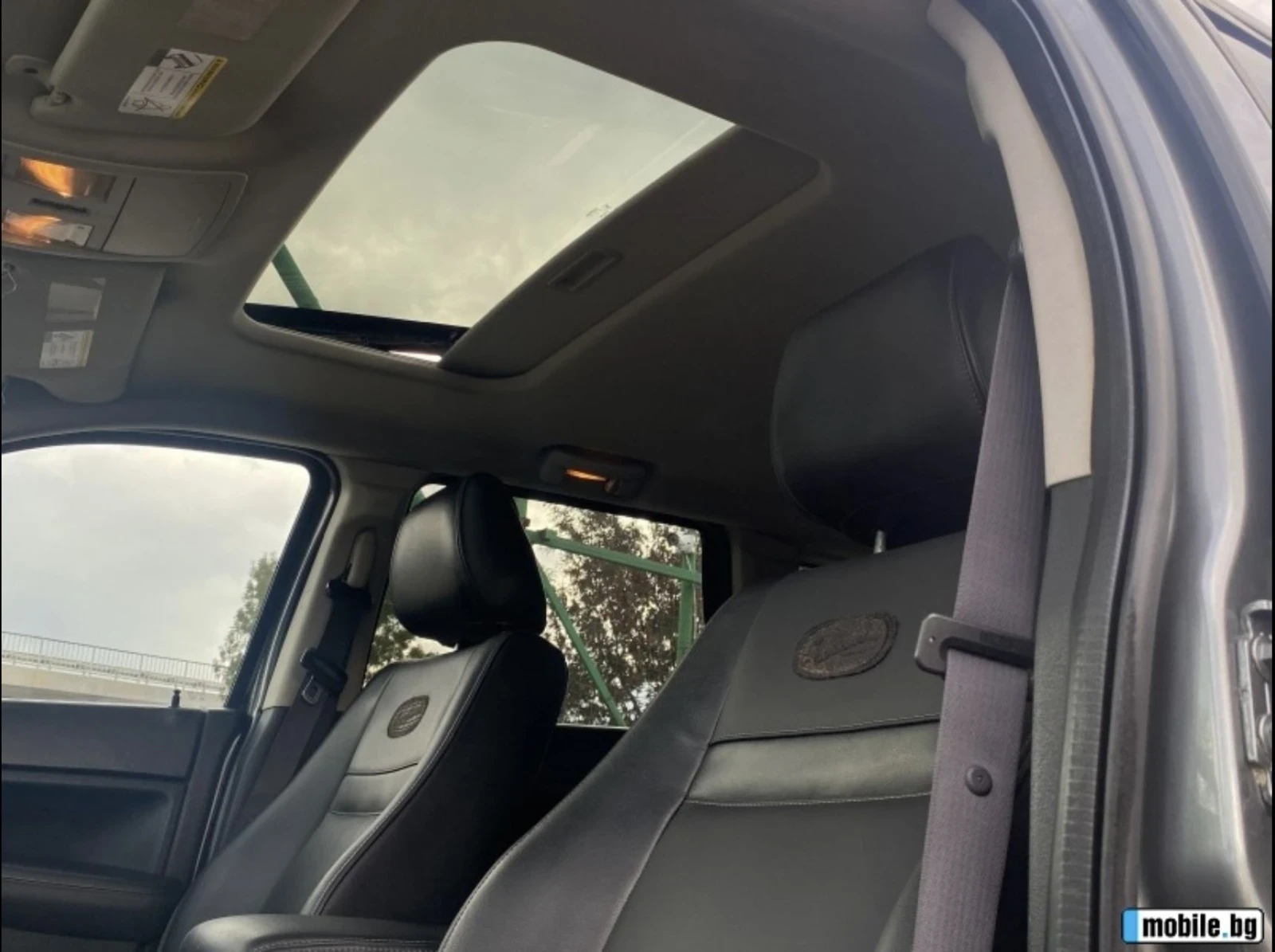 Jeep Grand cherokee Overland , снимка 17 - Автомобили и джипове - 56185202
