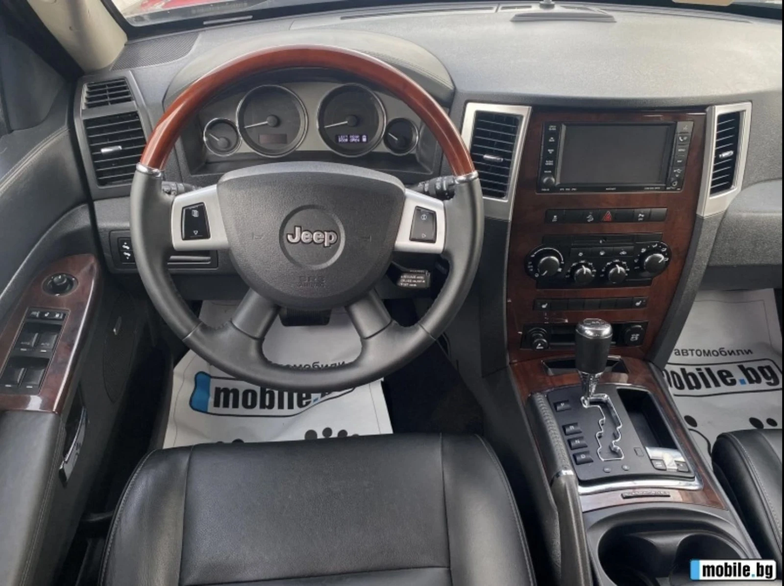 Jeep Grand cherokee Overland , снимка 11 - Автомобили и джипове - 56185202