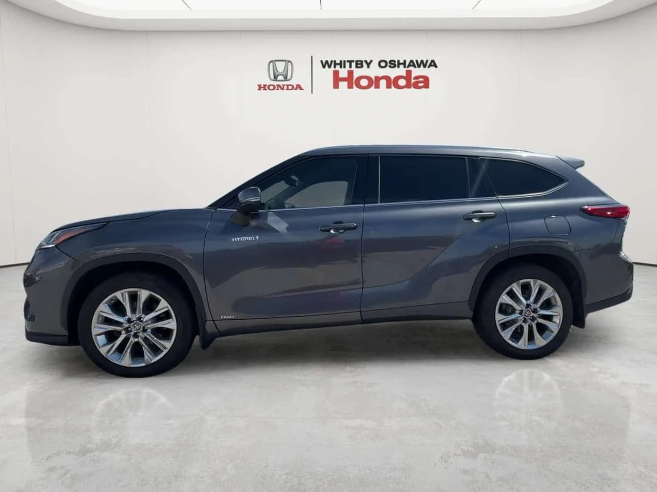 Toyota Highlander HYBRID LIMITED * AWD * 8 ����� * CARFAX *  | Mobile.bg � ����������� 10