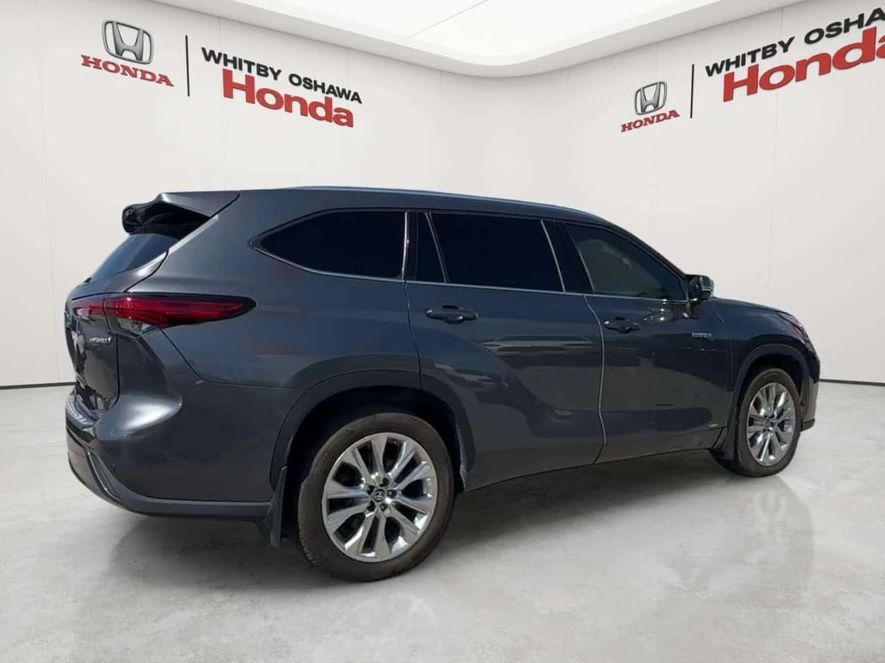 Toyota Highlander HYBRID LIMITED * AWD * 8 ����� * CARFAX *  | Mobile.bg � ����������� 5
