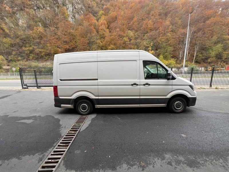 VW Crafter, снимка 2 - Бусове и автобуси - 47958951