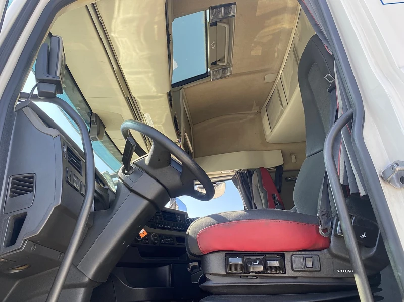 Volvo Fh 460, снимка 11 - Камиони - 51002538