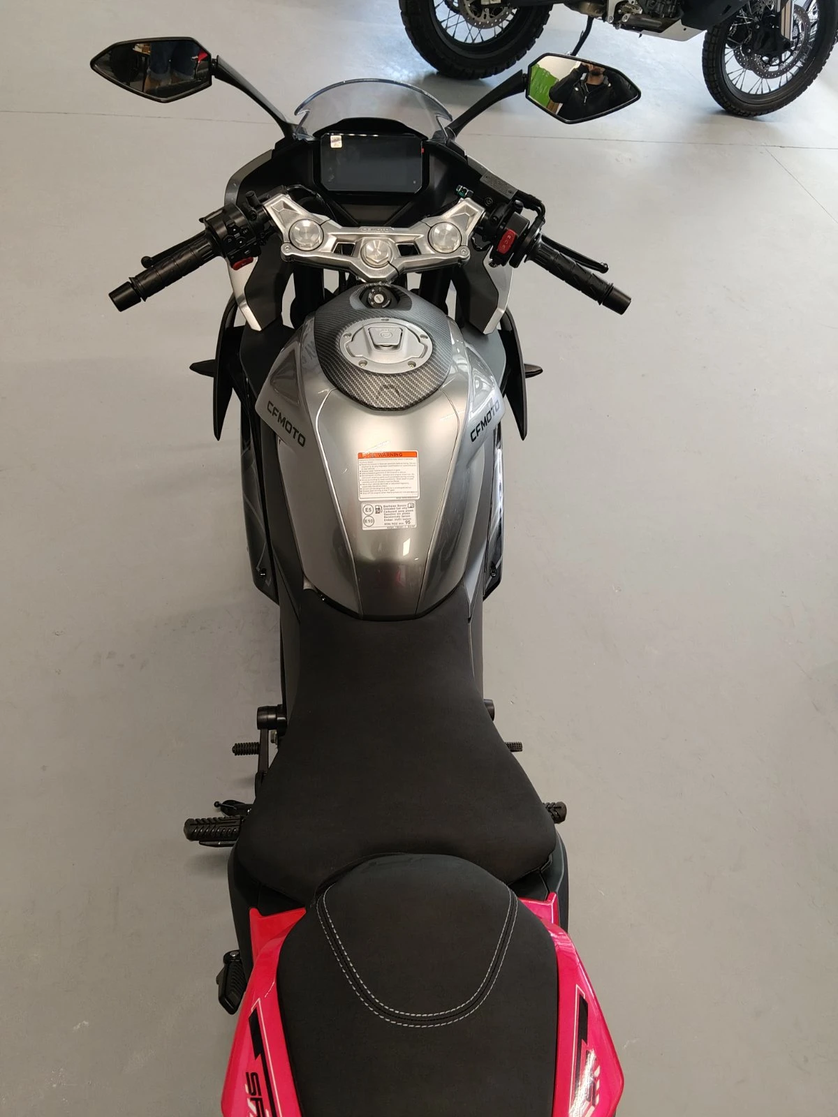 Cfmoto SR-S 300 SR-S 2026, снимка 4 - Мотоциклети и мототехника - 55025419