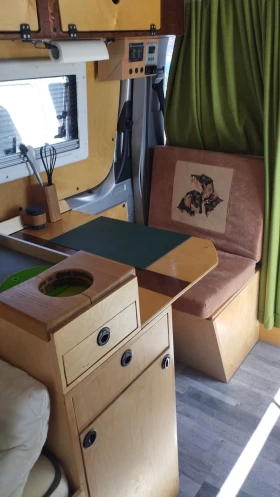 Кемпер Mercedes-Benz Sprinter, снимка 9