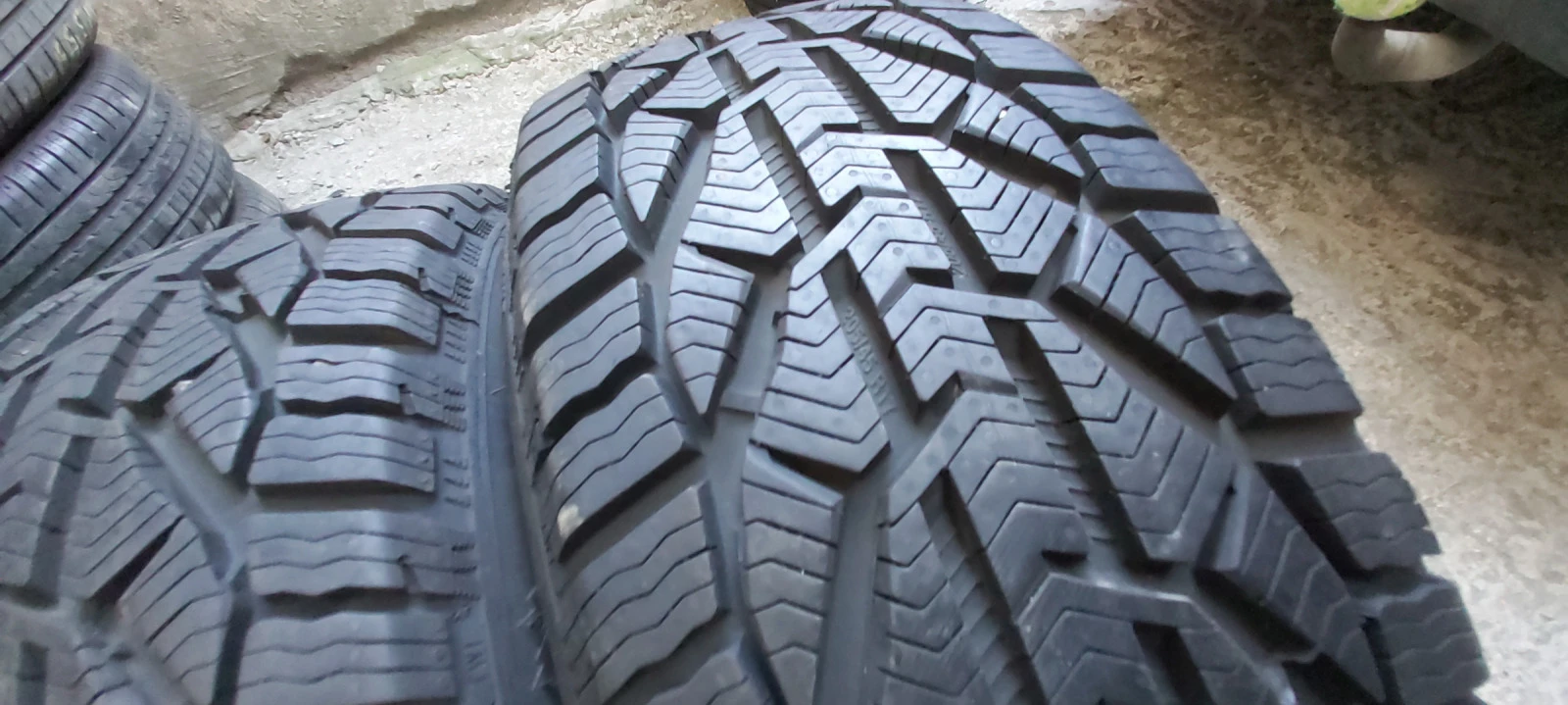  205/45R17 | Mobile.bg   3