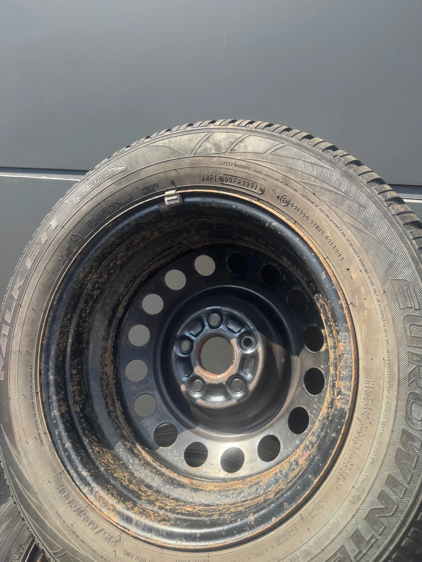 Гуми с джанти Falken 215/60R16, снимка 3 - Гуми и джанти - 55122519