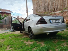 Mercedes-Benz C 200, снимка 5