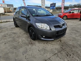 Toyota Auris 1.6 VVTi, снимка 1