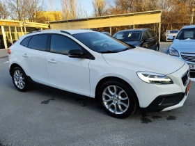 Volvo V40 Cross Country 2.0D* АВТОМАТИК* EURO6B* NAVI* , снимка 2