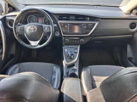 Toyota Auris 1.8 Hybrid, ниво Lounge, реален пробег - 8300 € - 26550713 10