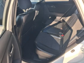 Toyota Auris 1.8 Hybrid, ниво Lounge, реален пробег - 8300 € - 26550713 11