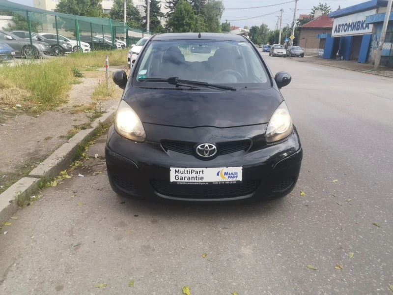 Toyota Aygo 1.0i Германия , снимка 1 - Автомобили и джипове - 41096730