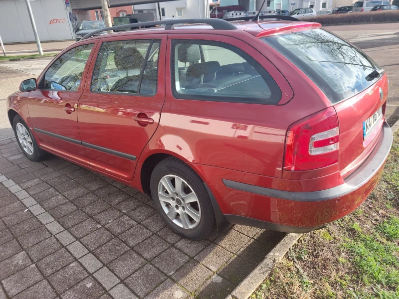 Skoda Octavia Combi II Elegance, снимка 6 - Автомобили и джипове - 46817388