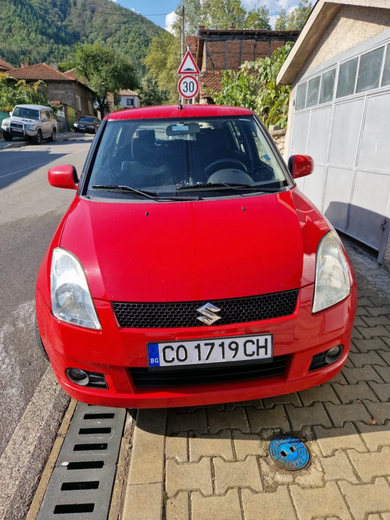 Suzuki Swift 1.3 бензин, Газов инжекцион, снимка 1 - Автомобили и джипове - 47283689