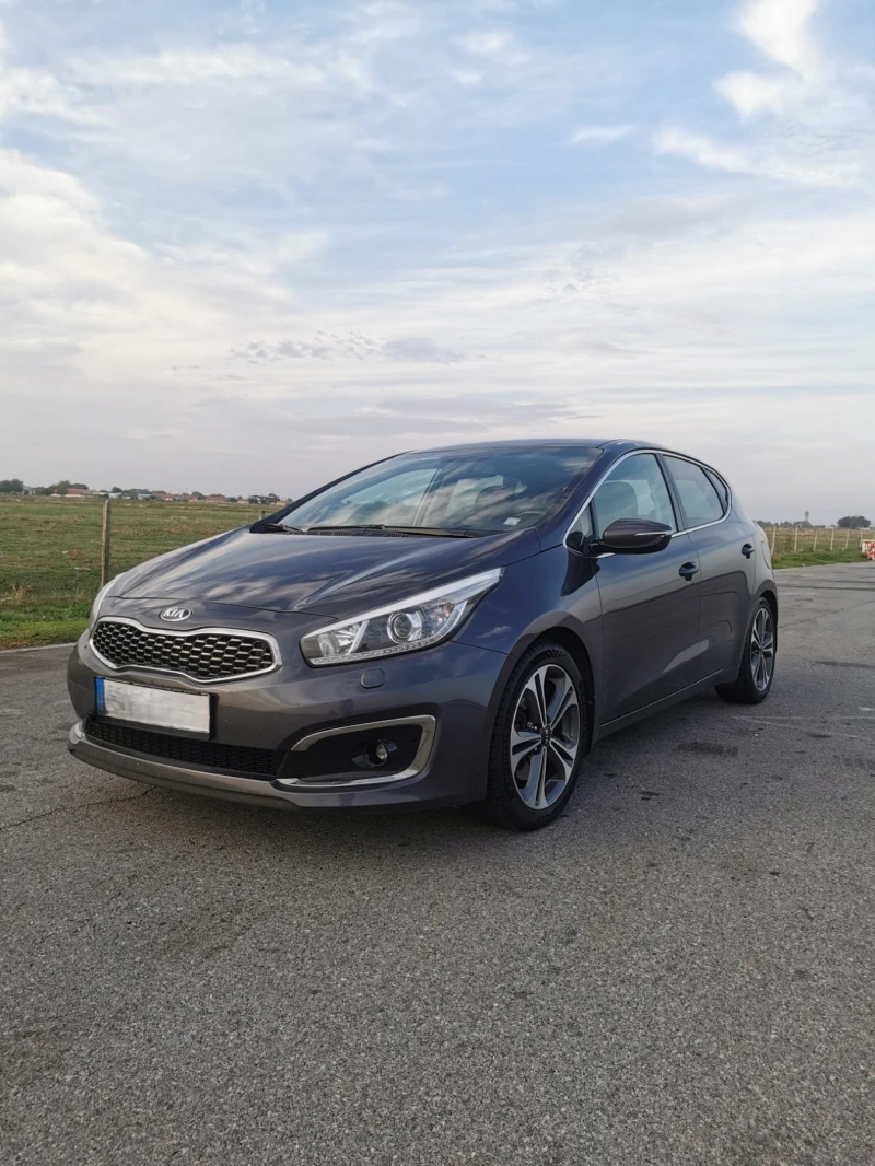 Kia Ceed, снимка 11 - Автомобили и джипове - 48876103