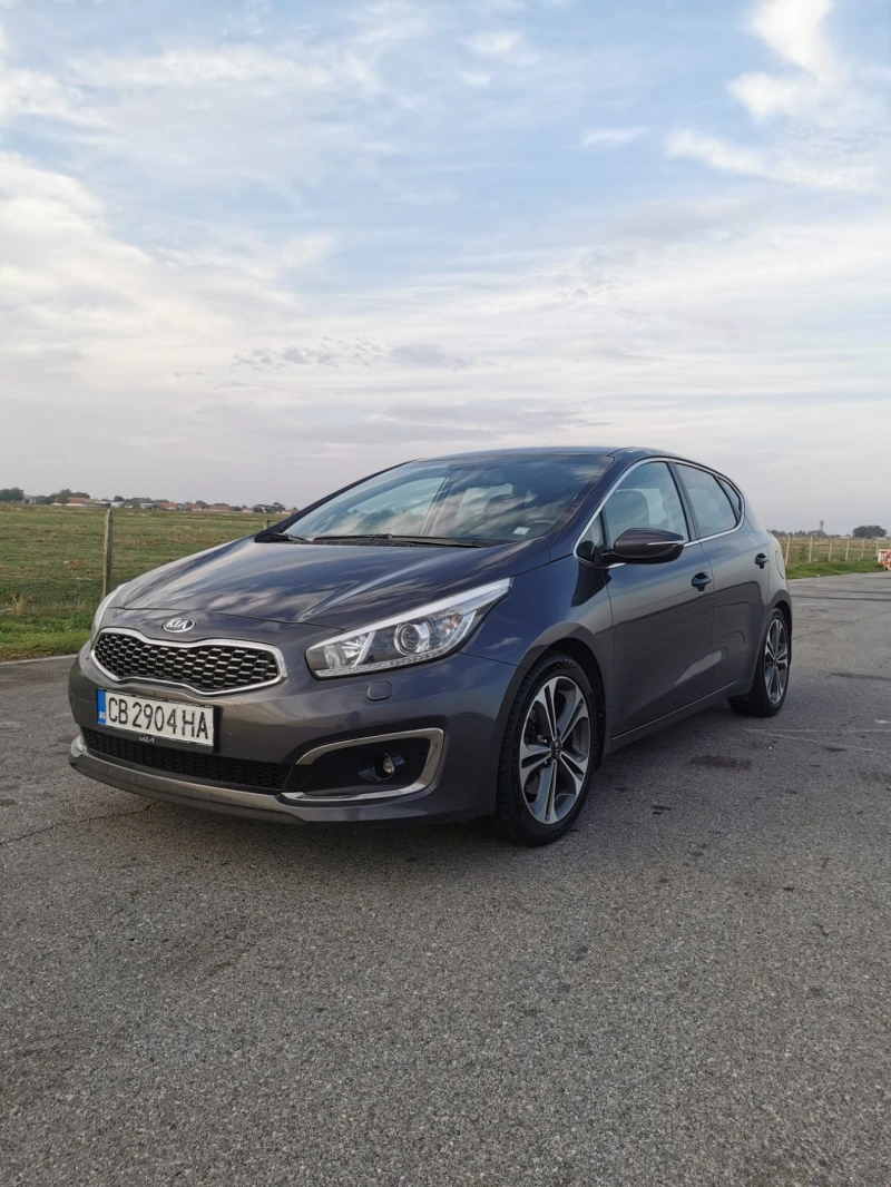 Kia Ceed, снимка 13 - Автомобили и джипове - 48067584