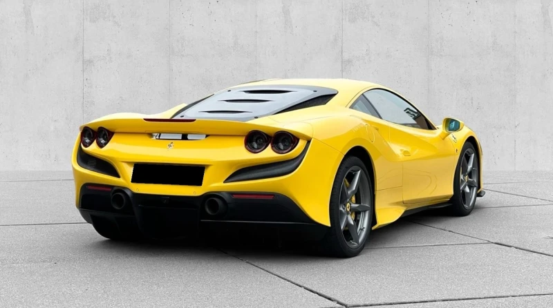 Ferrari F8 TRIBUTO/ COUPE/ CERAMIC/ CARBON/ LIFT/ CAMERA/ , снимка 5 - Автомобили и джипове - 48778928