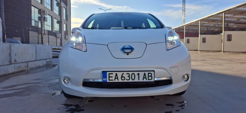 Nissan Leaf  Leaf 30Kw tekna edition, снимка 2 - Автомобили и джипове - 49405964