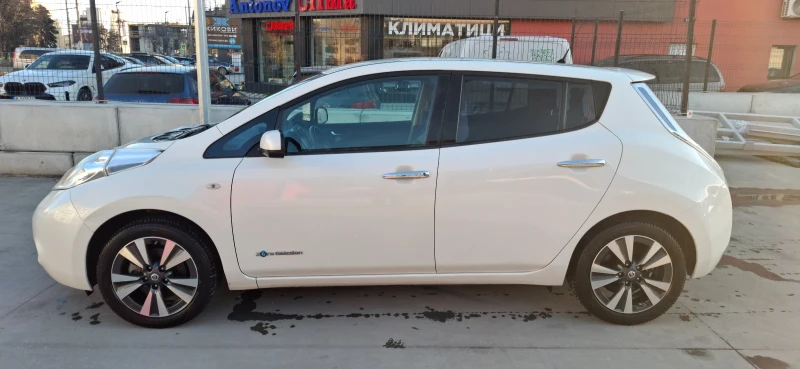 Nissan Leaf  Leaf 30Kw tekna edition, снимка 6 - Автомобили и джипове - 49405964