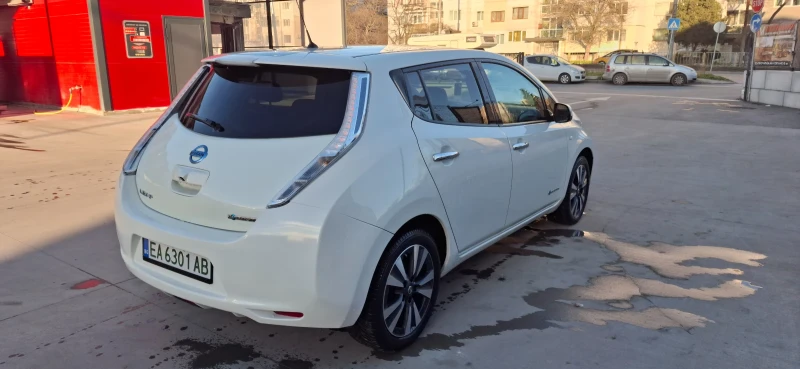 Nissan Leaf  Leaf 30Kw tekna edition, снимка 3 - Автомобили и джипове - 49405964