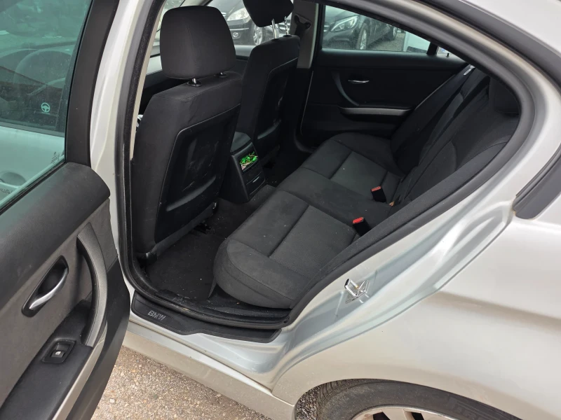 BMW 318, снимка 9 - Автомобили и джипове - 51840306