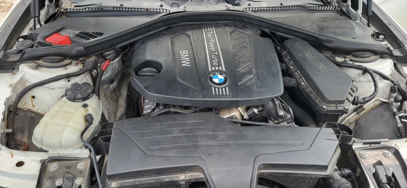 BMW 318, снимка 8 - Автомобили и джипове - 52544525