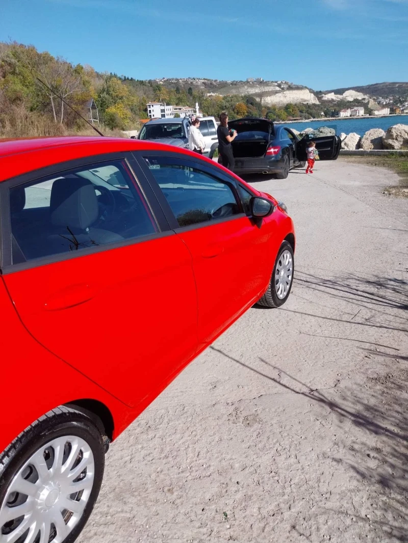 Ford Fiesta, снимка 8 - Автомобили и джипове - 52320716