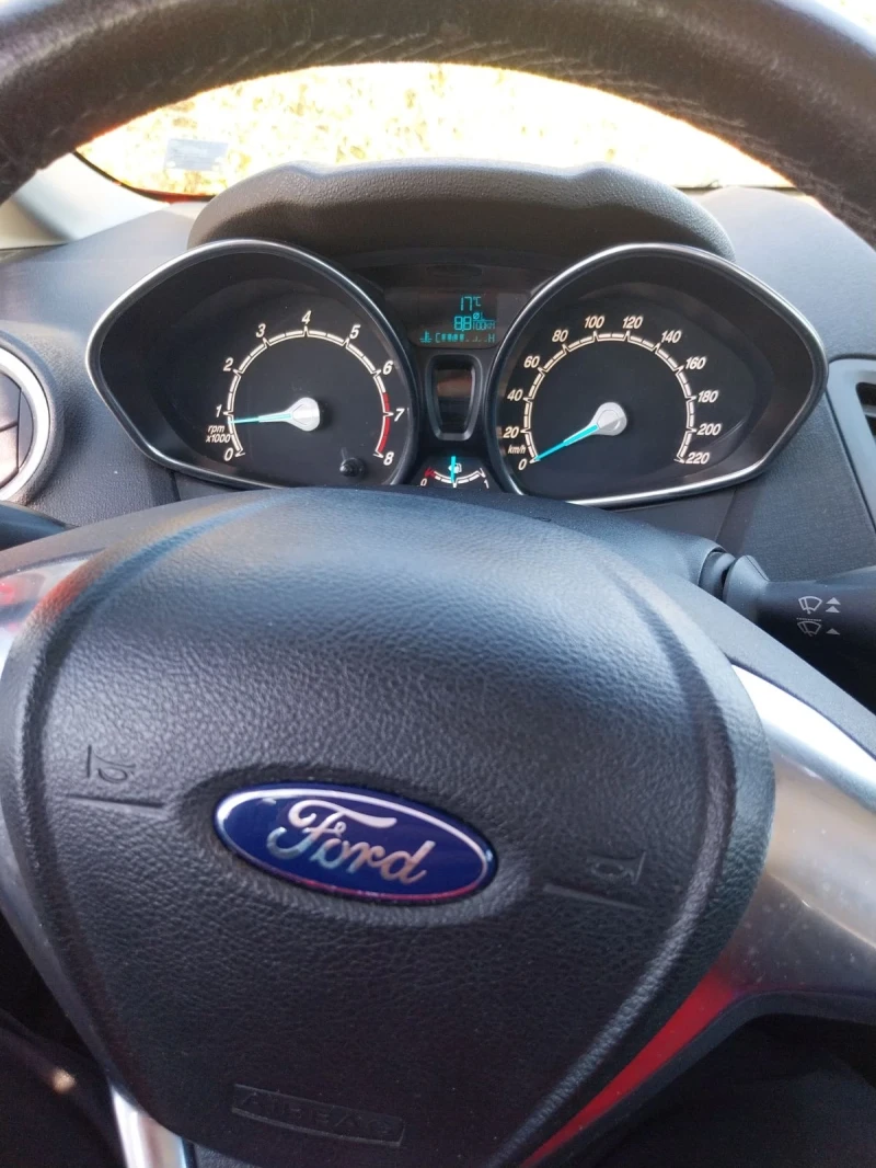 Ford Fiesta, снимка 11 - Автомобили и джипове - 52320716