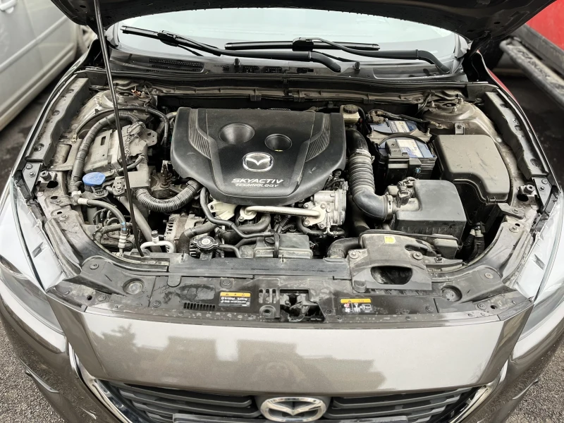 Mazda 3, снимка 7 - Автомобили и джипове - 52672794