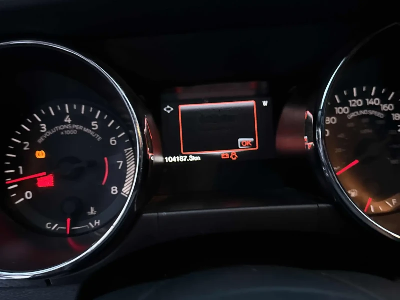 Ford Mustang * V6* CARFAX * БЕЗ ПЪРВОНАЧАЛНА ВНОСКА, снимка 8 - Автомобили и джипове - 52706980