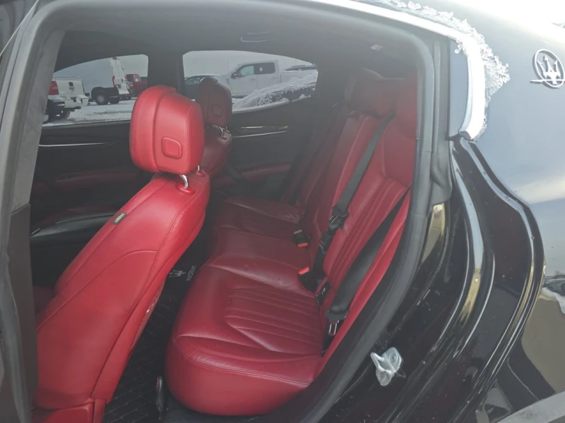 Maserati Ghibli * CARFAX * БЕЗ ПЪРВОНАЧАЛНА ВНОСКА, снимка 11 - Автомобили и джипове - 52816276