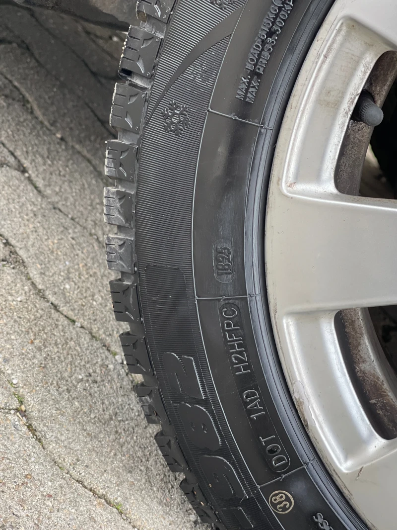 Mercedes-Benz C 220 2.2, снимка 7 - Автомобили и джипове - 53145159