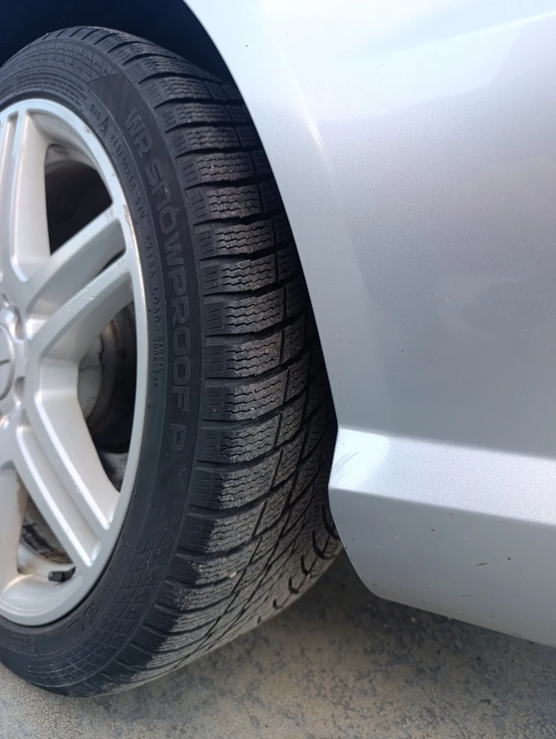 Mercedes-Benz E 350, снимка 11 - Автомобили и джипове - 53557479