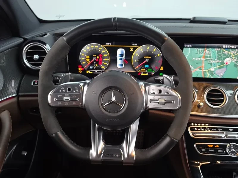 Mercedes-Benz E 53 AMG W213 4Matic+ , снимка 12 - Автомобили и джипове - 56001499