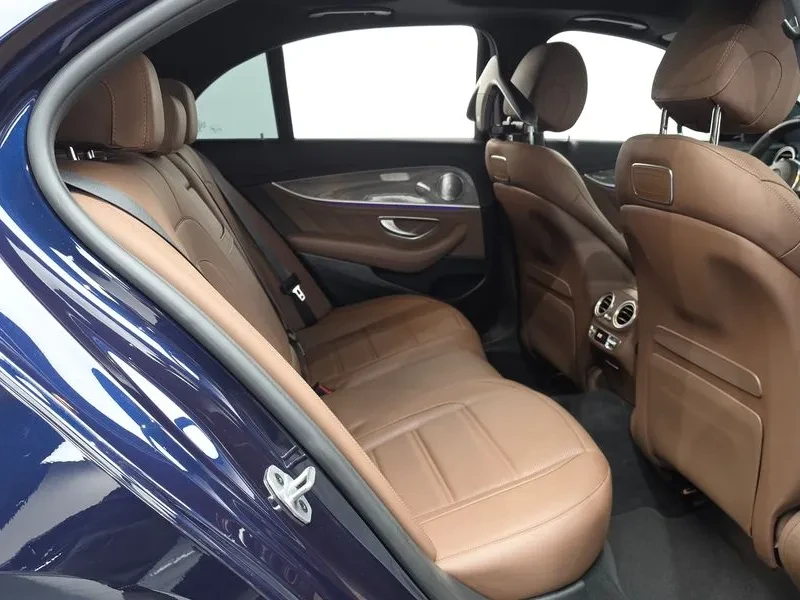 Mercedes-Benz E 53 AMG W213 4Matic+ , снимка 11 - Автомобили и джипове - 56001499