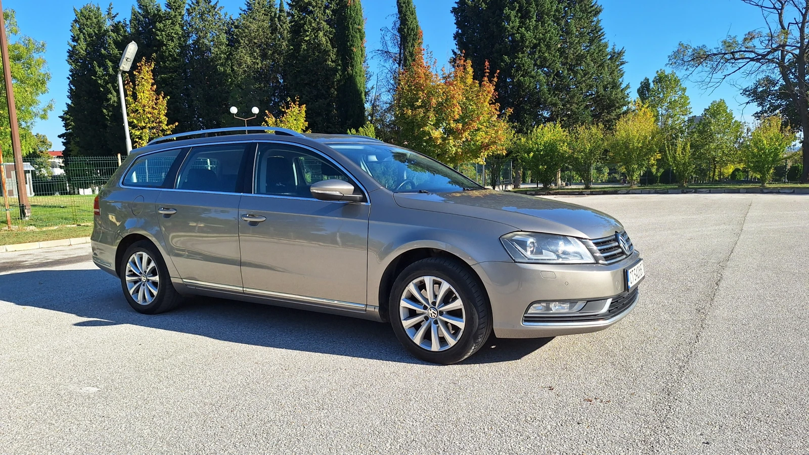 VW Passat 1.4TSI * МЕТАН * НАВИГАЦИЯ * КОЖА - изображение 2